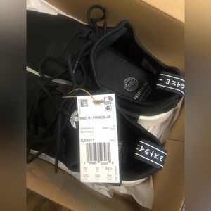 Adidas NMD R1 Primeblue (black/white) Men’s 10.5 New in Box
